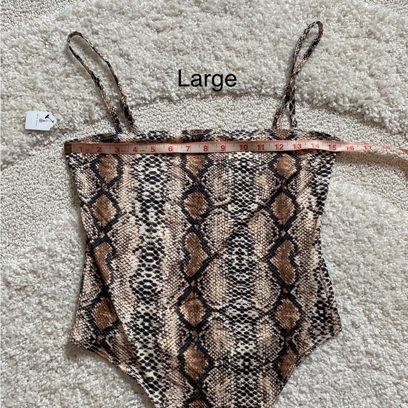 Black bodysuit animal print NWT - Picture 10 of 12